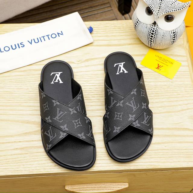 工厂价 Louis Vuitton 路易威登 新款官网爆款！原版一比一复刻，那种沉稳内涵儒雅的品味无法言喻的开启时尚鞋履的旅程从容应对各种场合！大牌的气势不言而